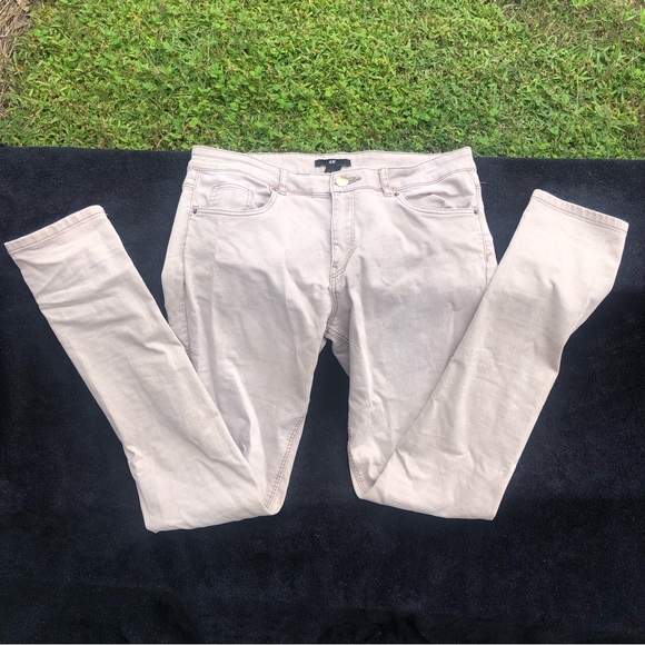 H&M Skinny Khaki Pants Size 10 - Picture 2 of 10